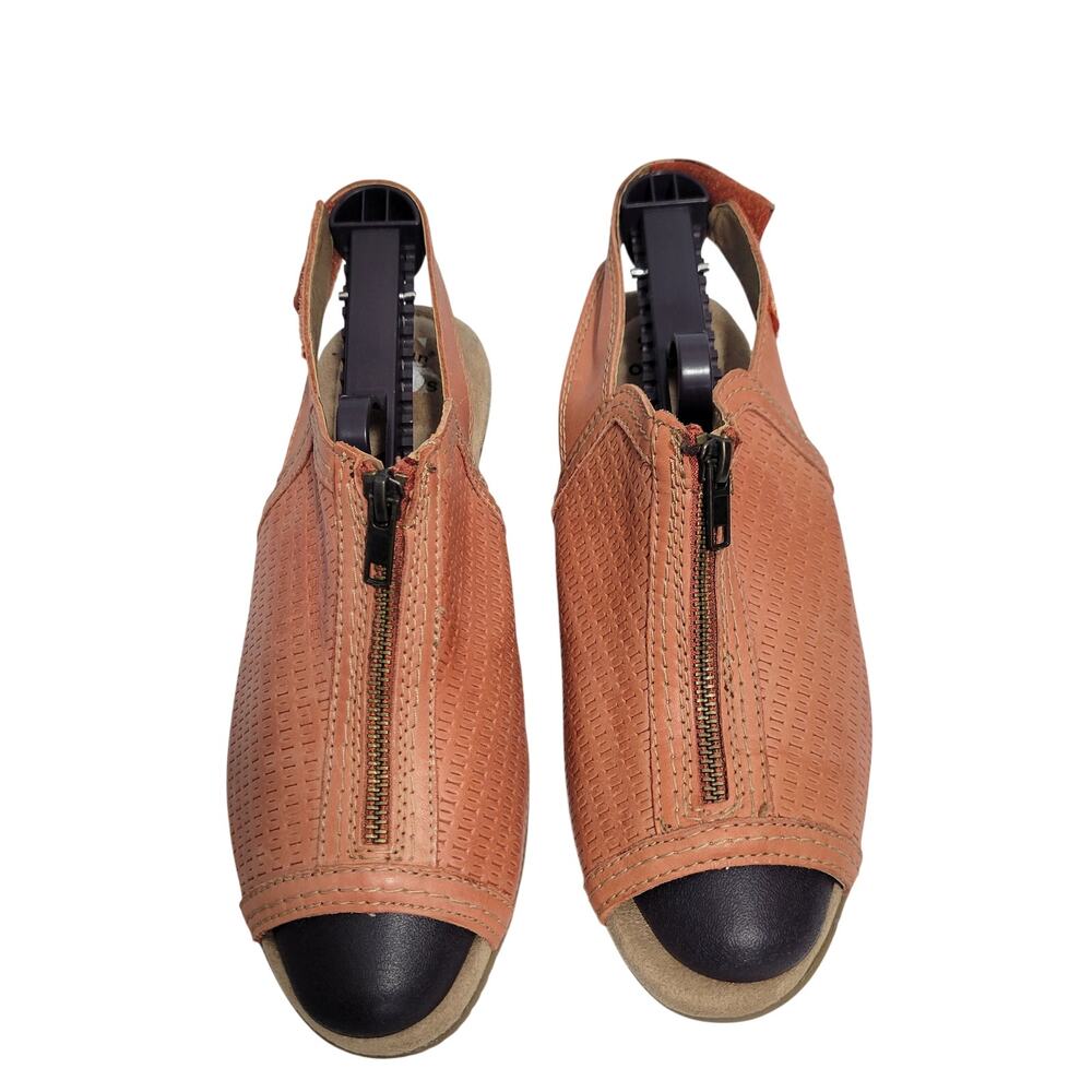 Earth Origins Marietta Maureen Peep Toe Slingback Shoes Size 8 81426-2973